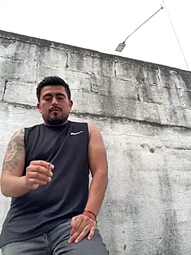 Snapshot of Rubens8866 chatting on 03.23.25 Rubens8866 online show from 03.23.25