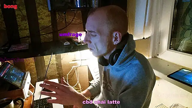 BongChannel online show from 01.03.25