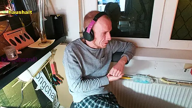 BongChannel online show from 01.12.25