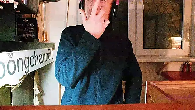 BongChannel online show from 01.26.25