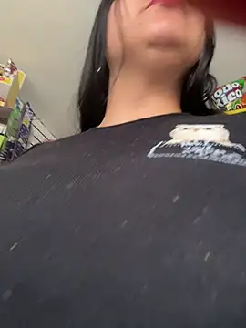 Snapshot of Kym_Owens chatting on 03.10.25 Kym Owens online show from 03.10.25