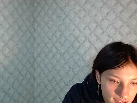 Emma-Wilson online show from 05.07.26