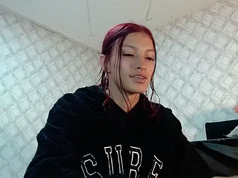 Emma-Wilson online show from 05.27.26