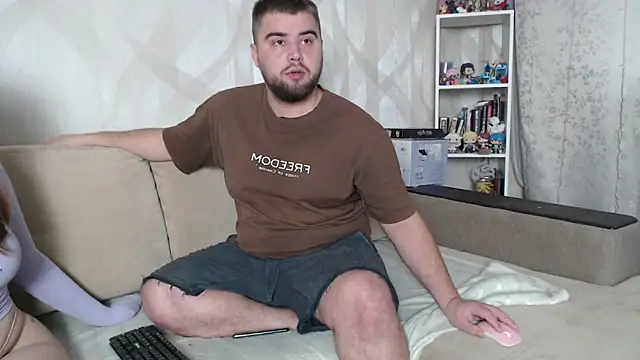 Snapshot of Pair_of_Gods_ chatting on 10.20.25 Pair of Gods  online show from 10.20.25