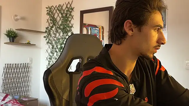 Snapshot of David_Brown18 chatting on 02.09.26 David Brown18 online show from 02.09.26