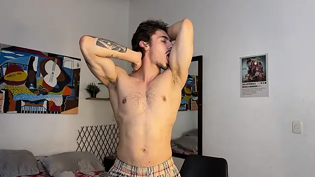 Snapshot of David_Brown18 chatting on 03.04.26 David Brown18 online show from 03.04.26