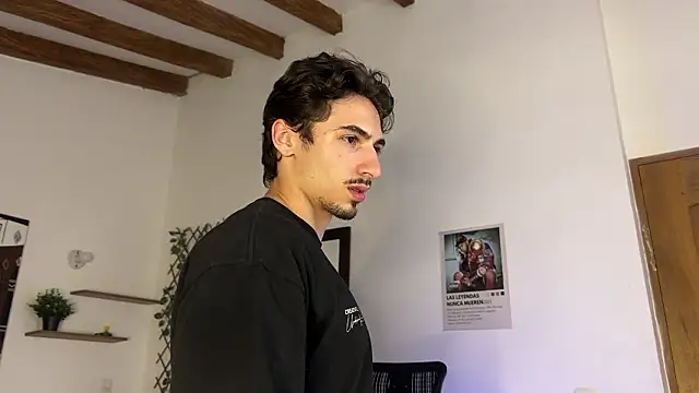 Snapshot of David_Brown18 chatting on 03.17.26 David Brown18 online show from 03.17.26