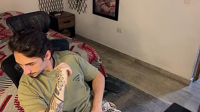 Snapshot of David_Brown18 chatting on 03.23.26 David Brown18 online show from 03.23.26