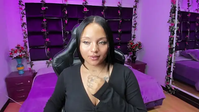 sweelanna   online show from 03.07.25