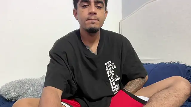 Snapshot of dominic_brandd23 chatting on 11.07.25 dominic brandd23 online show from 11.07.25