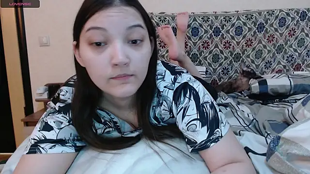 Snapshot of AlisaDevis chatting on 02.15.25 AlisaDevis online show from 02.15.25