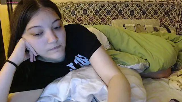 Snapshot of AlisaDevis chatting on 10.07.25 AlisaDevis online show from 10.07.25