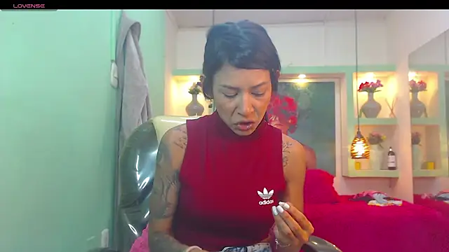lorenapinto online show from 05.21.26