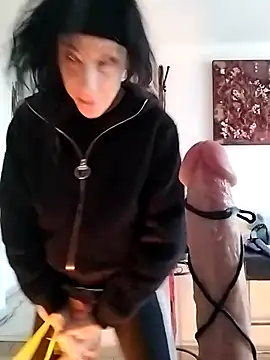 freyamoret online show from 02.04.25