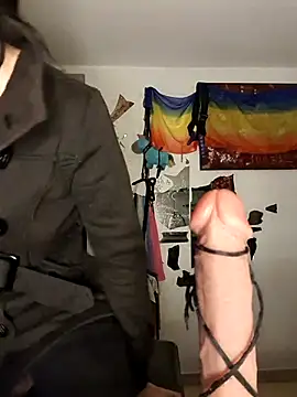 freyamoret online show from 10.16.25