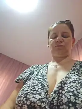 Snapshot of KristenVega chatting on 06.30.26 KristenVega online show from 06.30.26