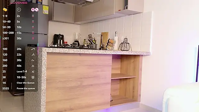 AMELIETARSON online show from 10.12.25