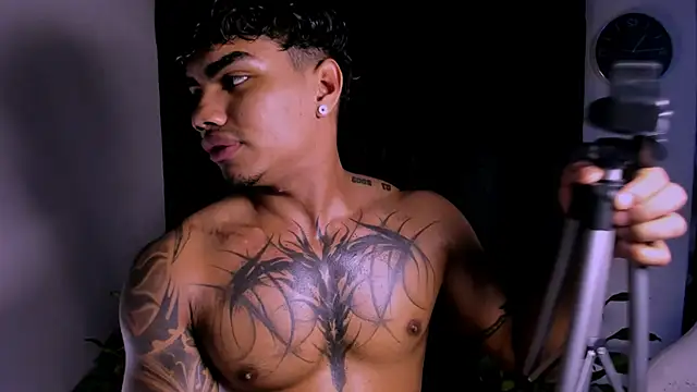 Young laroi online show from 01.26.25