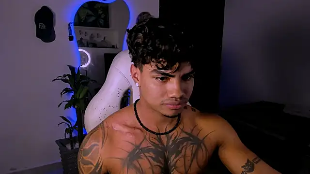 Young laroi online show from 02.03.25