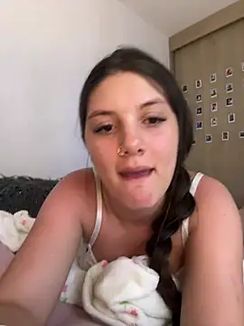 Snapshot of EmilyS__ chatting on 03.14.25 EmilyS   online show from 03.14.25