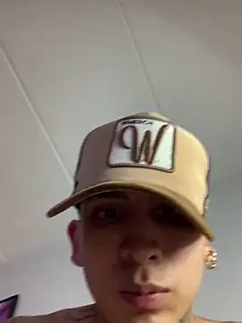 Snapshot of _Tomy08calderon chatting on 02.16.25  Tomy08calderon online show from 02.16.25