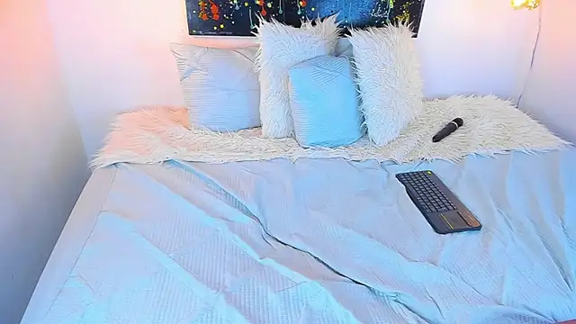 cloe bridgee online show from 12.22.24