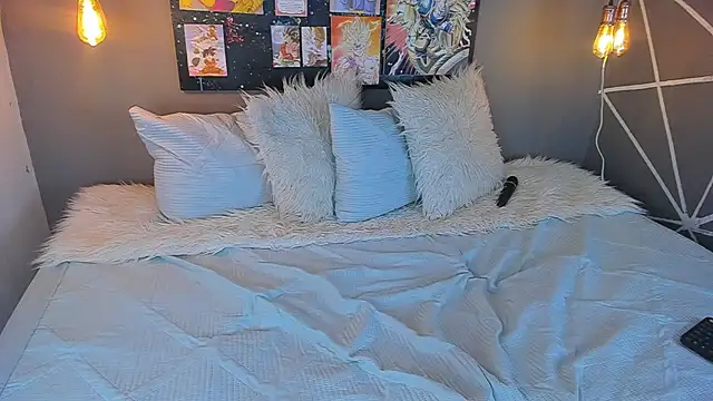 cloe bridgee online show from 02.17.25