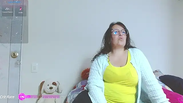 Snapshot of honeyhot_paty chatting on 03.01.25 honeyhot paty online show from 03.01.25