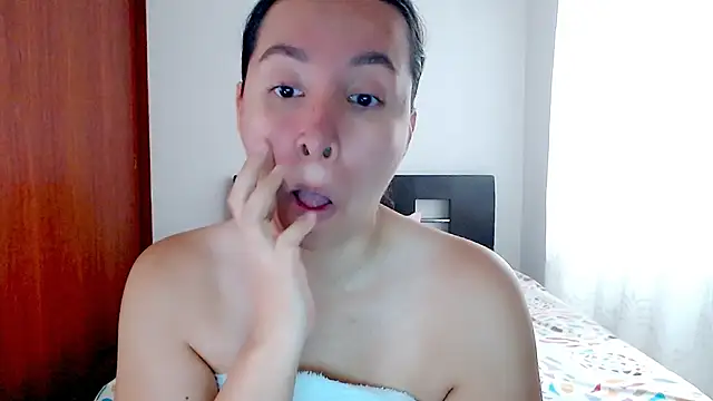 emely sexx20 online show from 11.24.25