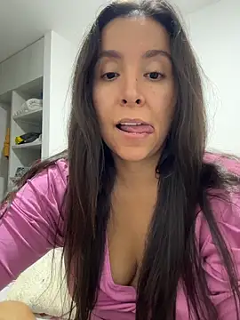 emely sexx20 online show from 06.10.26