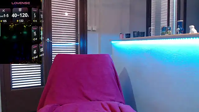JennaDeluxe online show from 04.30.26