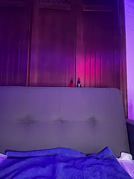 selenaluvv online show from 07.11.26