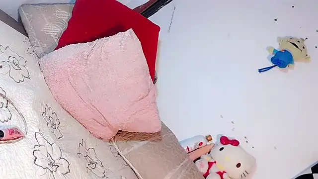 Snapshot of ChanellCastilla chatting on 02.15.26 ChanellCastilla online show from 02.15.26