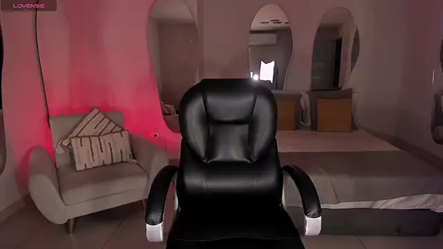 AlessaRomero online show from 11.12.25