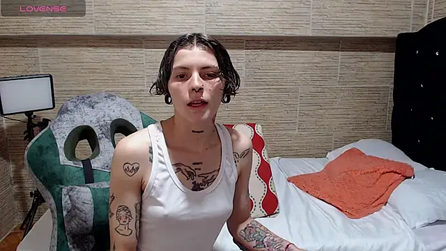 pretty cristal69 online show from 02.02.25