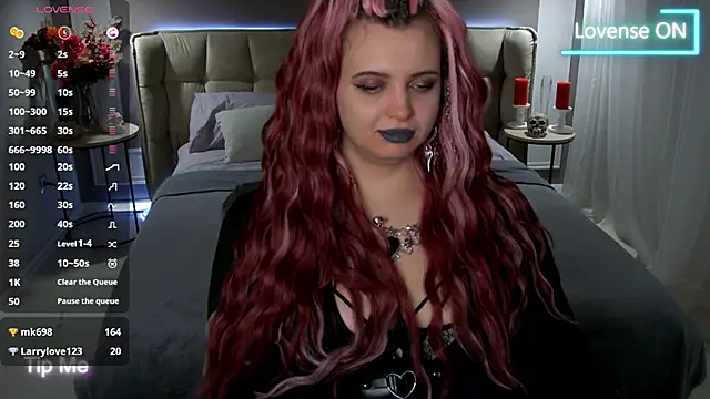 Miss Maya Mils online show from 03.01.25