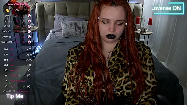 Miss Maya Mils online show from 03.19.25