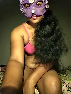 Snapshot of Sexygarl1024 chatting on 11.05.25 Sexygarl1024 online show from 11.05.25