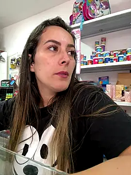 Snapshot of Rousse92 chatting on 12.16.25 Rousse92 online show from 12.16.25