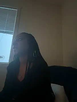 Your Paris online show from 02.08.25