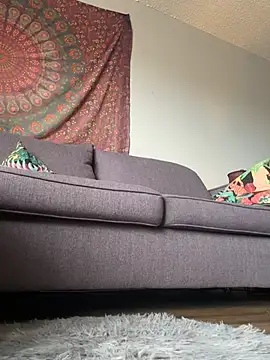 Your Paris online show from 02.23.25