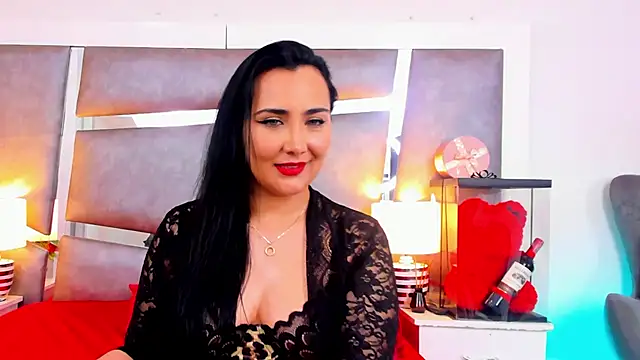 Evangeline Taylorr online show from 03.20.25