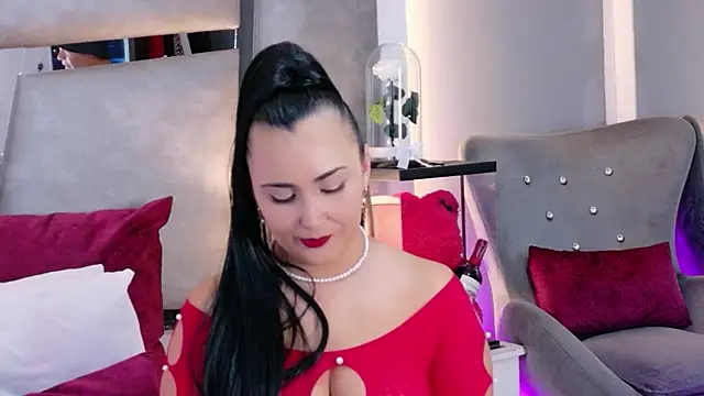 Evangeline Taylorr online show from 06.25.26