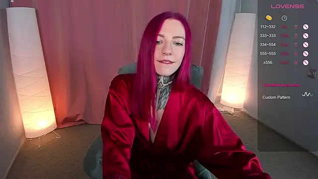 Snapshot of Roxy_____ chatting on 02.09.25 Roxy online show from 02.09.25