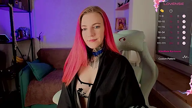 Roxy      online show from 11.17.25