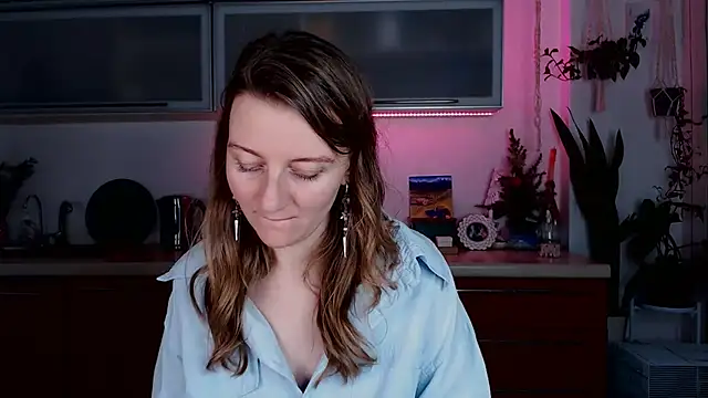 Snapshot of Elly_Helly chatting on 01.11.25 Elly Helly online show from 01.11.25