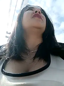 Snapshot of Cristal__04 chatting on 01.16.25 Cristal 04 online show from 01.16.25