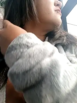 Snapshot of Cristal__04 chatting on 02.11.25 Cristal 04 online show from 02.11.25