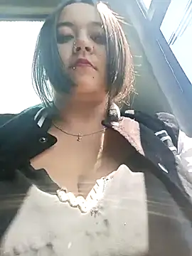 Snapshot of Cristal__04 chatting on 02.17.25 Cristal 04 online show from 02.17.25