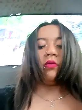 Snapshot of Cristal__04 chatting on 03.17.25 Cristal 04 online show from 03.17.25